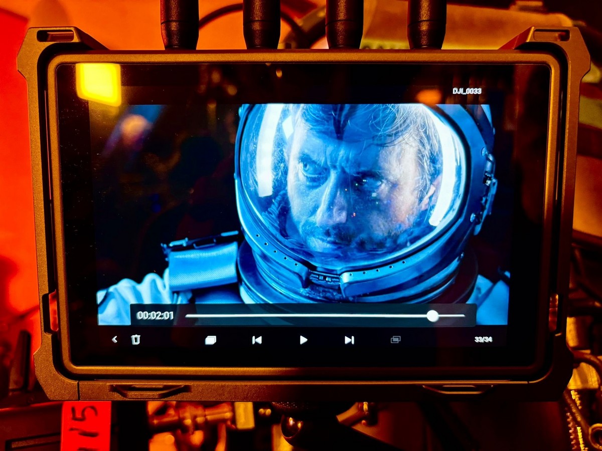 OCS annonce le tournage d'un nouveau film de science fiction : Juste après l'aube.